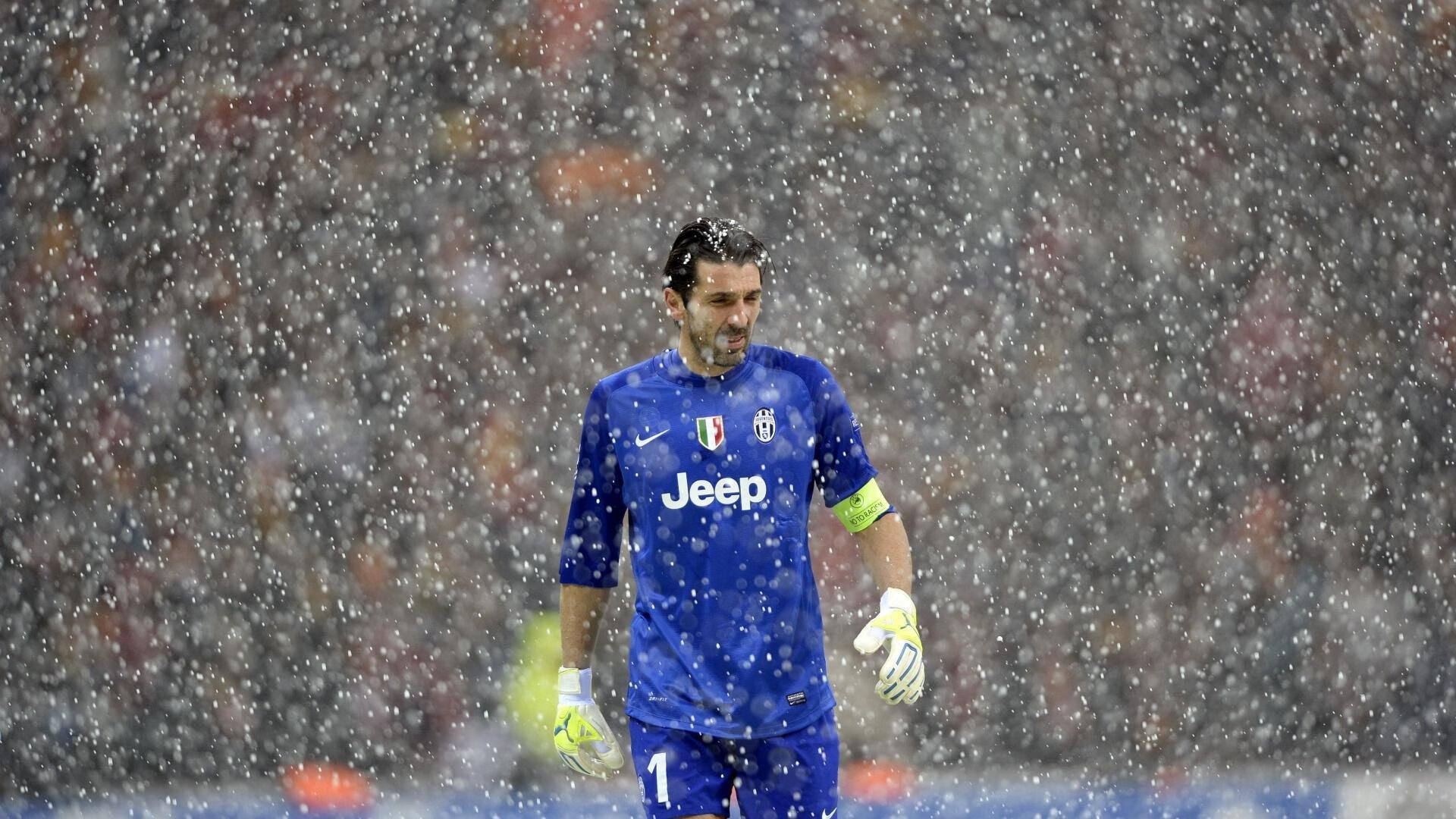 奥运周期关键战之夜,马丁内利攻防两端统治全场