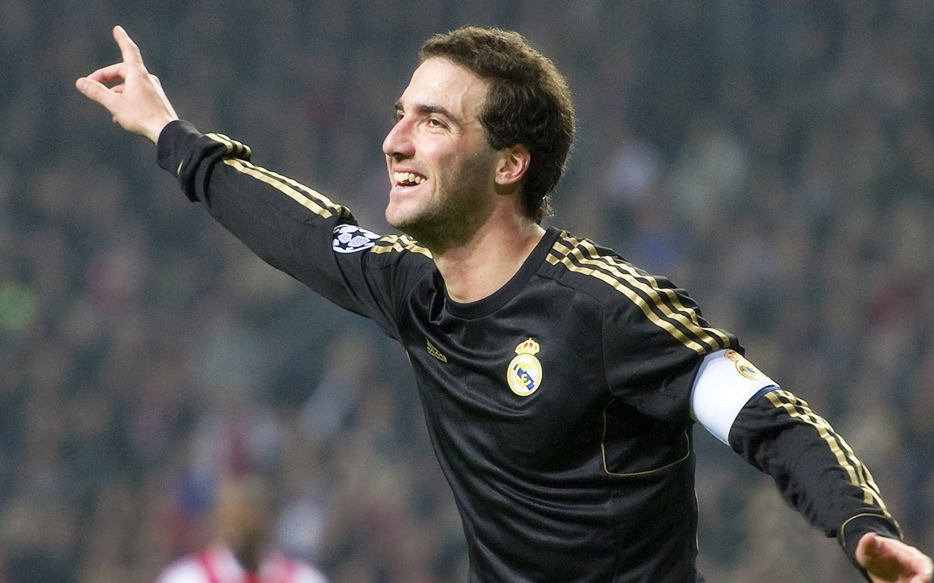 从格拉斯哥到毕尔巴鄂,克瓦拉茨赫利亚的关键先生之路,如何改写苏格兰与西班牙的足球叙事